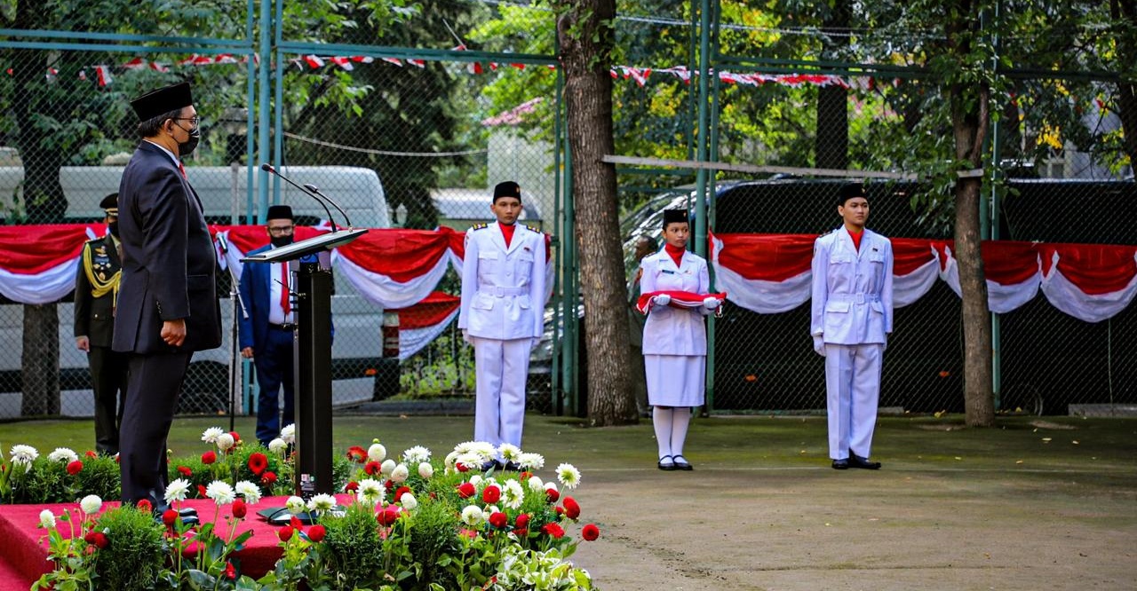 Warga Rusia Ikuti Upacara HUT RI di KBRI Moskow - Surat Dunia