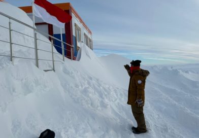 Ekspedisi Antartika, Gerry Kibarkan Merah Putih di tengah Suhu -53 Derajat
