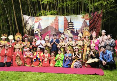 Budaya Indonesia Mewarnai Taman Bambu di Lapenne, Prancis