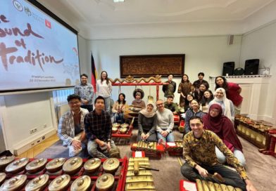 Merajut Generasi dan Budaya Melalui Warisan Musik Indonesia Merajut Generasi dan Budaya Melalui Warisan Musik Indonesia