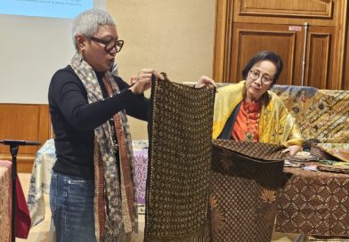 Kirana Budaya Gelar Konferensi Batik di Toulouse, Prancis Kirana Budaya Gelar Konferensi Batik di Toulouse, Prancis