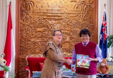 Buku Anak Dwibahasa Indonesia–Inggris tentang Tuberkulosis Diluncurkan di Canberra Buku Anak Dwibahasa Indonesia–Inggris tentang Tuberkulosis Diluncurkan di Canberra