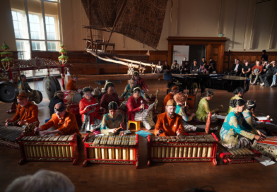 Dari Sunda ke Debussy, Gamelan Indonesia Kembali Bergema di Hamburg Dari Sunda ke Debussy, Gamelan Indonesia Kembali Bergema di Hamburg